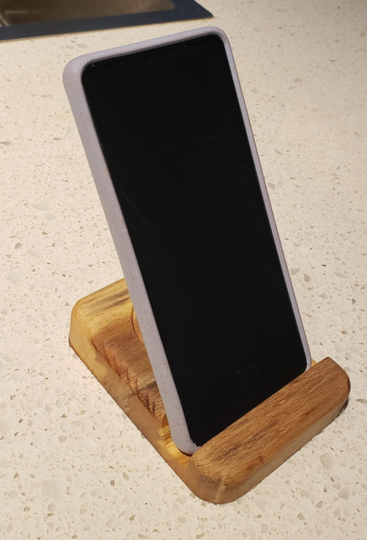 CELTIC PHONE STAND